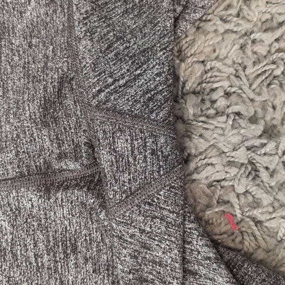 Lululemon Wunder Under Crop Hi Rise 21" - Picture 7 of 10